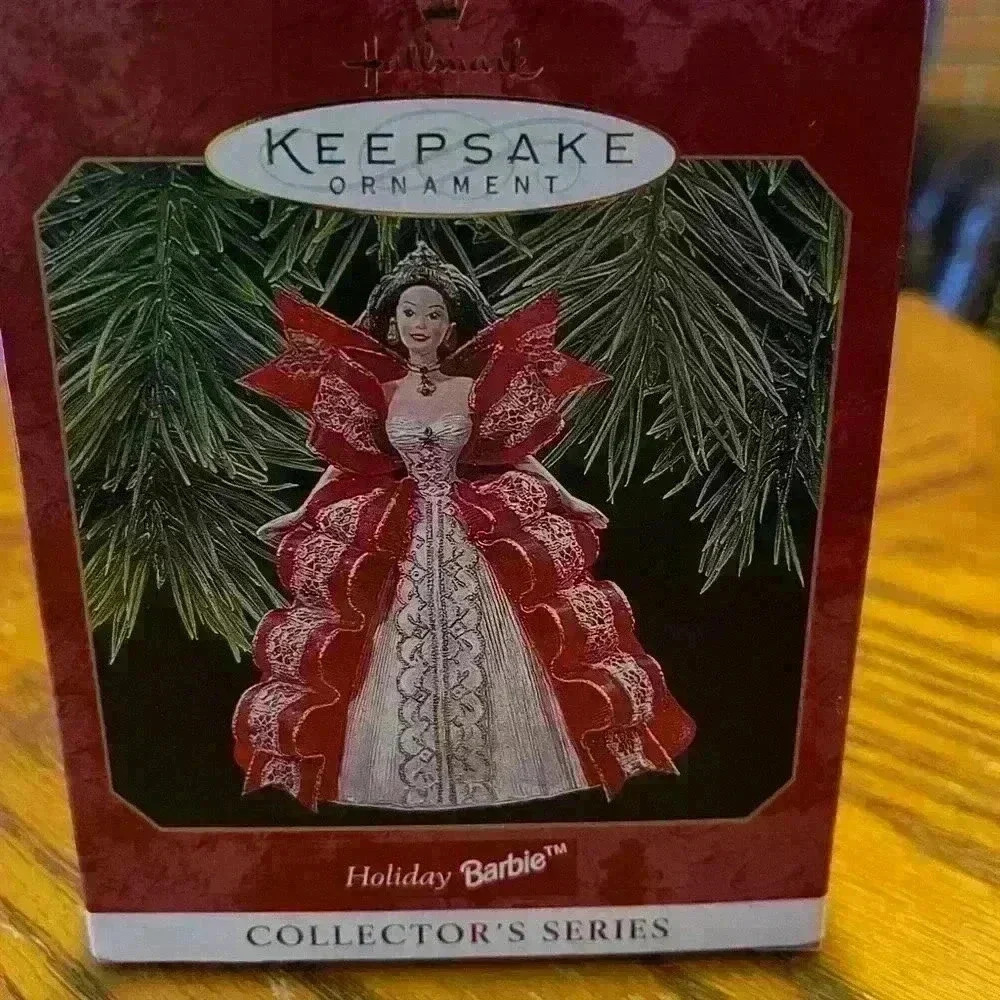 1997 Holiday Barbie Keepsake ornament. - Picture 7 of 7